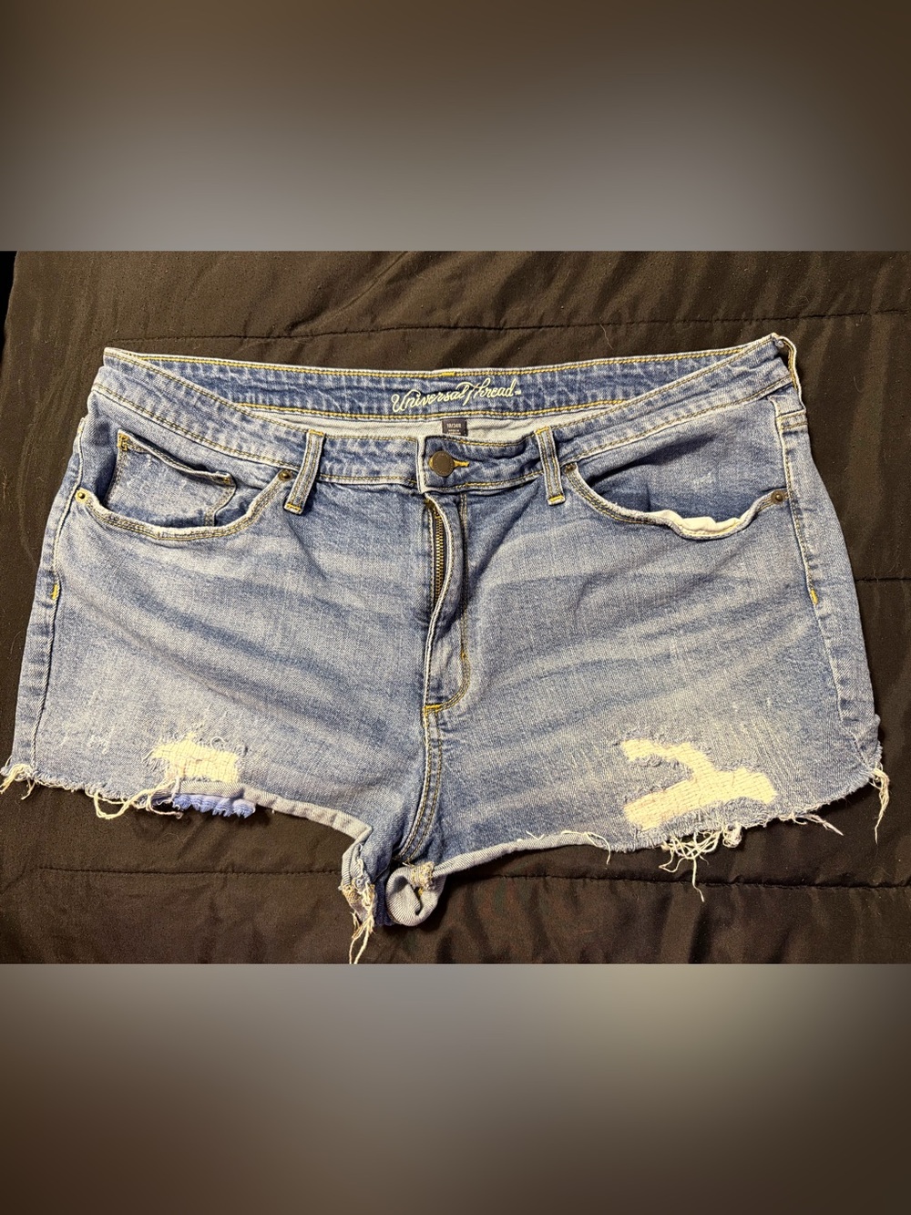 Universal Thread Faded Light Blue Distressed Jean Shorts - Picture 1 of 2
